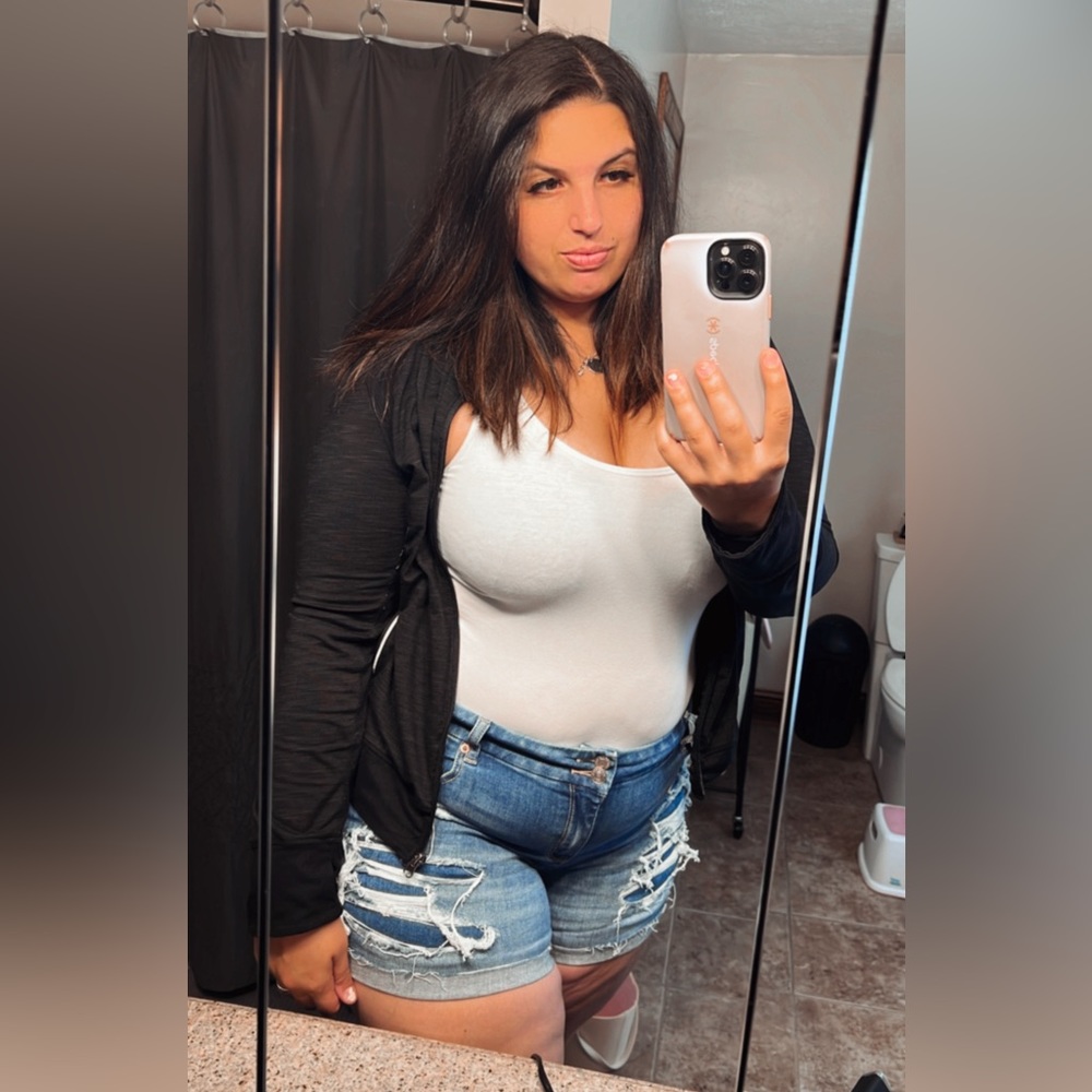 Meet your Posher, Randi